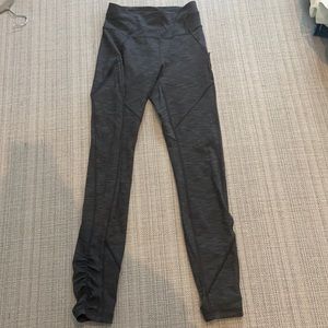 Lululemon Gray Capri leggings with Zipper Pockets